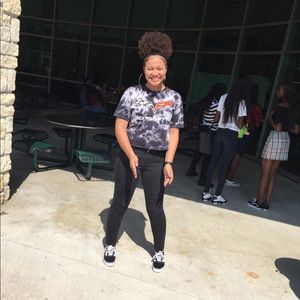 Meet your Posher, Anterrika